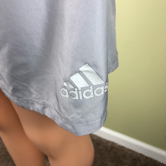 Women’s Adidas Grey Running Shorts L - Picture 4 of 8